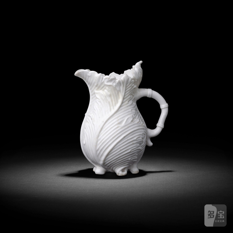 A Chelsea white acanthus or 'Strawberry Leaf' milk jug, circa 1745-49 - 图3